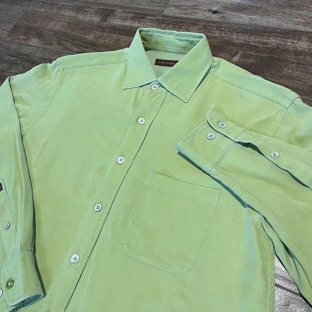 Tori Richard 100% Silk Shirt Size Medium Green Long Sleeve Button Up Hawaiian